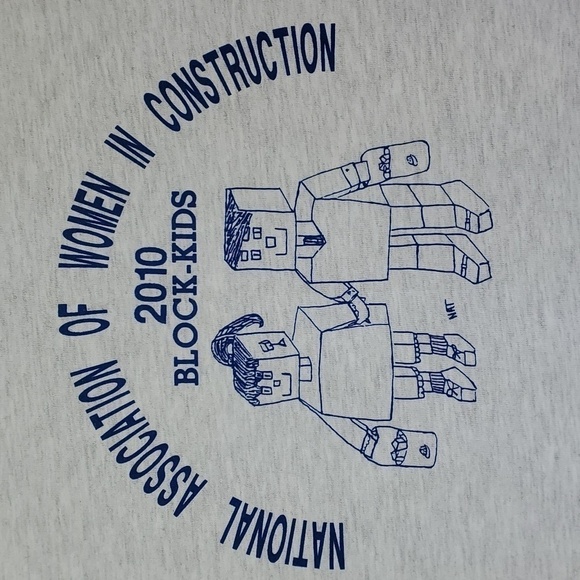 NATIONAL ASSOCIATION OF WOMEN IN CONTRUCTION. Tee. 2010‎ block kids Medium - Picture 2 of 7